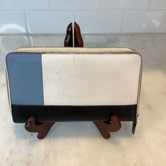 Coach Wallet Leather Continental Color-Blocked  Full Sized Rehab Wallet - Picture 4 of 14